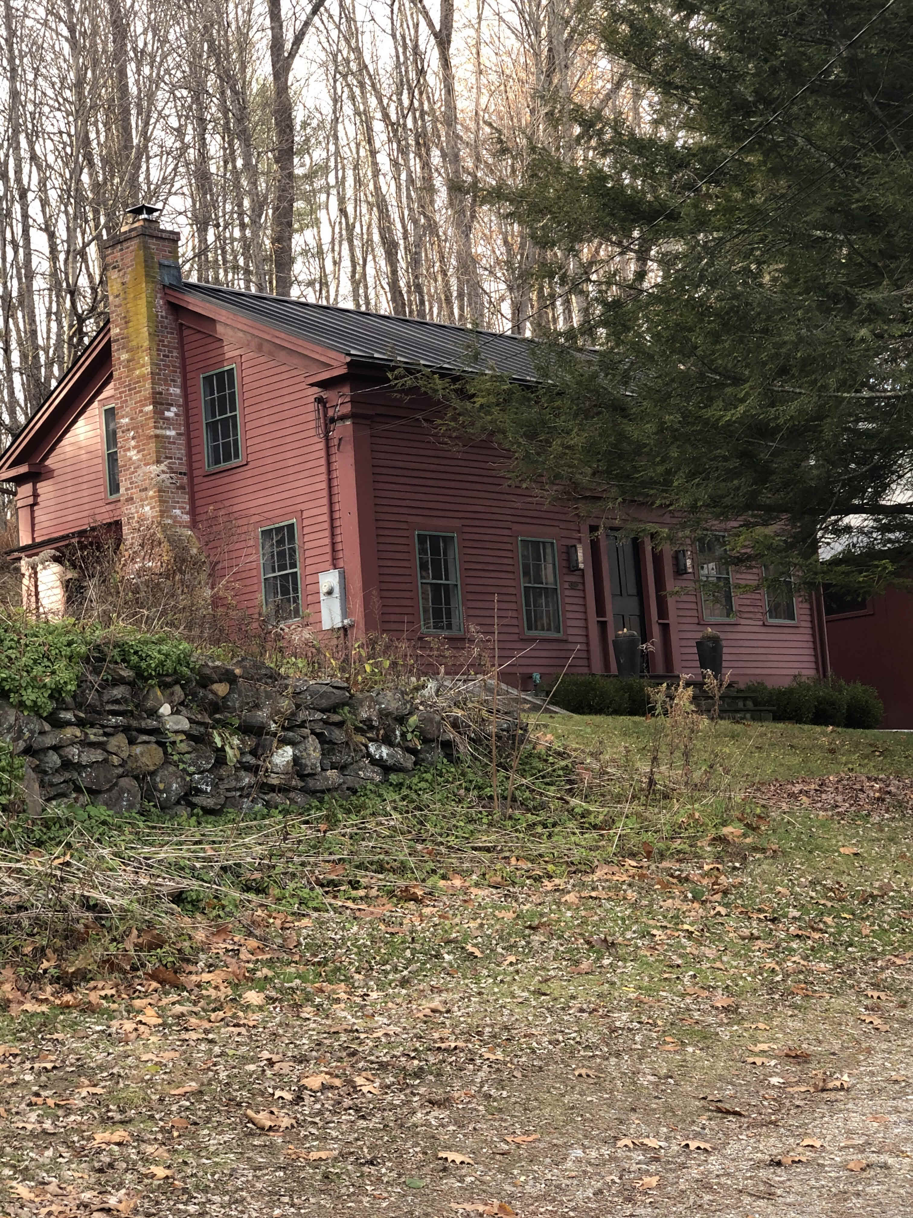 Building photograph for 216 DUGWAY ROAD